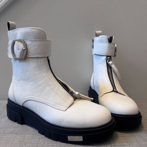 NEW DKNY Women's White Combat Boots
